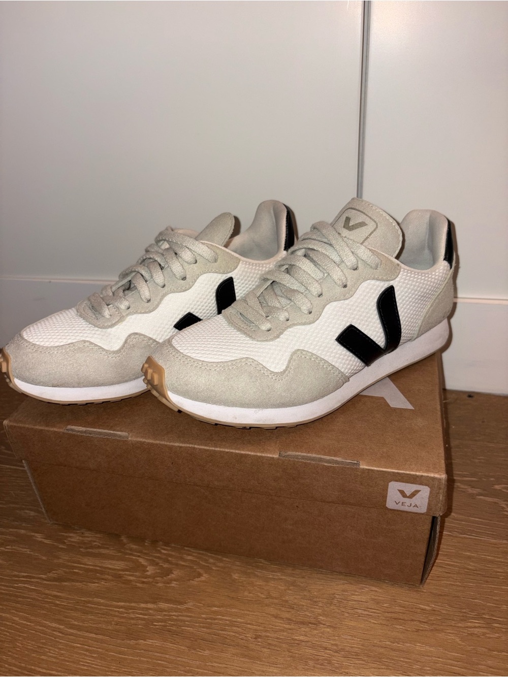Veja Women’s Sneakers in White, Beige and Black
